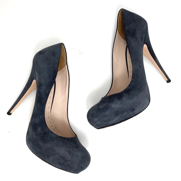 Miu Miu Suede Platform Pumps Heel in Charcoal Gray - Picture 4 of 9